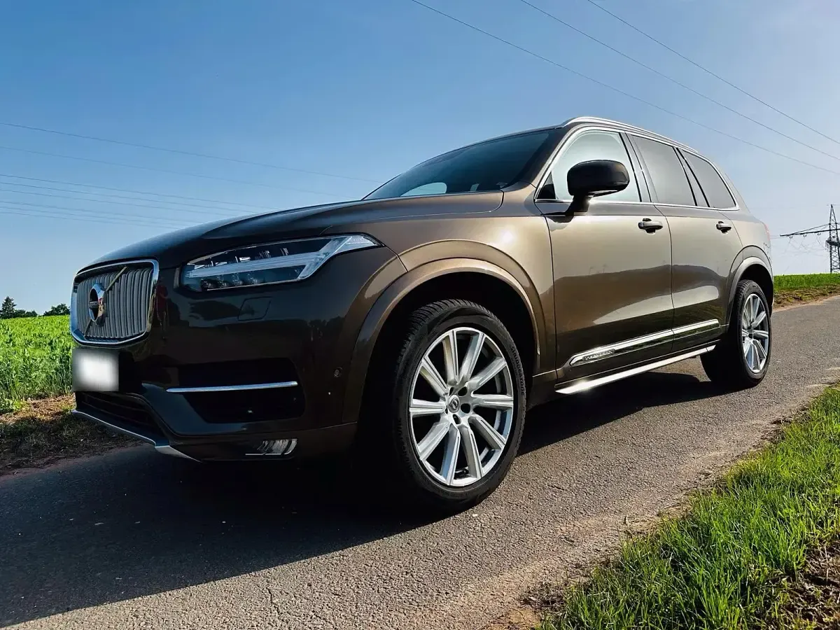 Gebraucht Volvo XC90 Inscription 224 PS (164 kW) 2015 Braun SUV