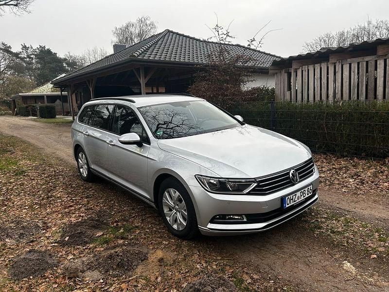 Gebraucht VW Passat Comfortline 150 PS (110 kW) 2014 Silber Kombi