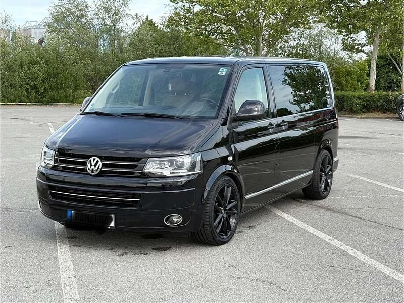 Schwarz Gebraucht 2014 VW T5 Highline Van | 22.990 € (Superpreis) - Bild 1/4