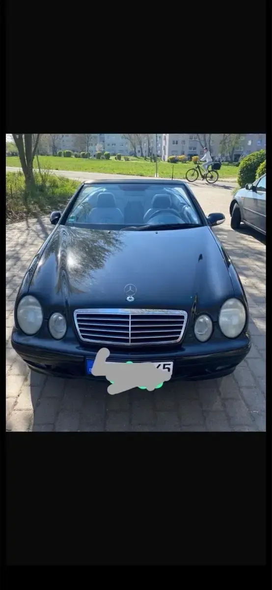 Gebraucht Mercedes CLK200 163 PS (119 kW) 2000 Schwarz Cabrio