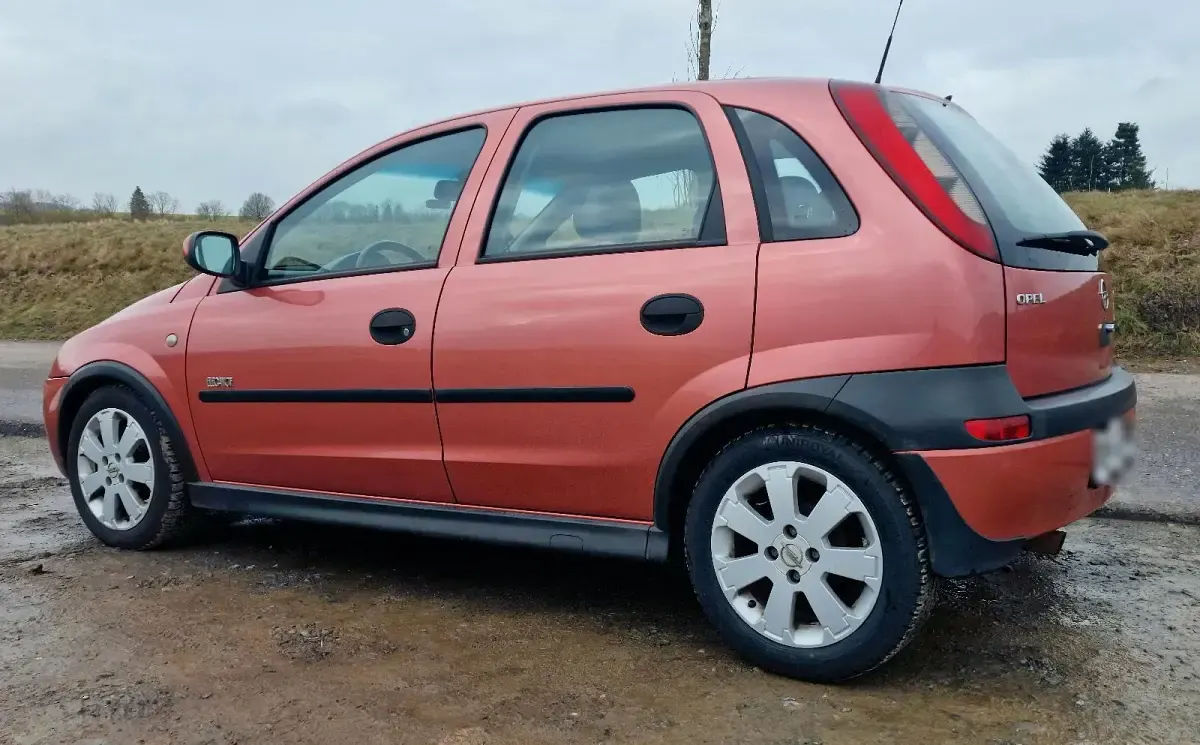 Gebraucht Opel Corsa 75 PS (55 kW) 2001 Kleinwagen