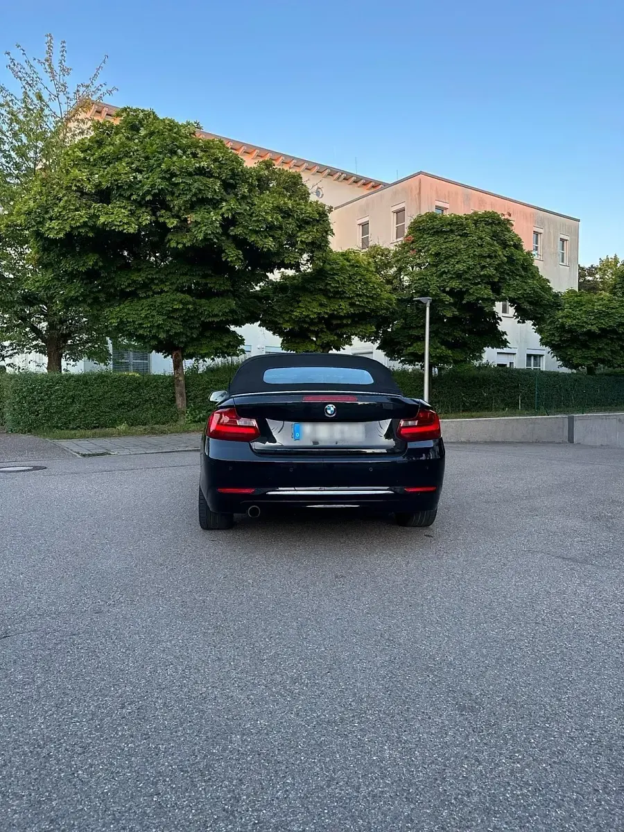 Gebraucht BMW 218 Luxury Line 136 PS (100 kW) 2015 Schwarz Cabrio