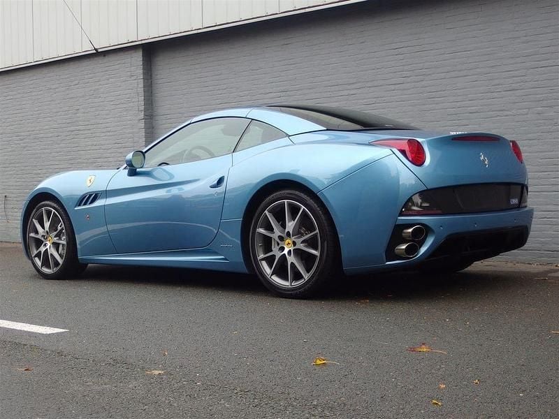 Gebraucht Ferrari California 460 PS (338 kW) 2010 Blau Cabrio