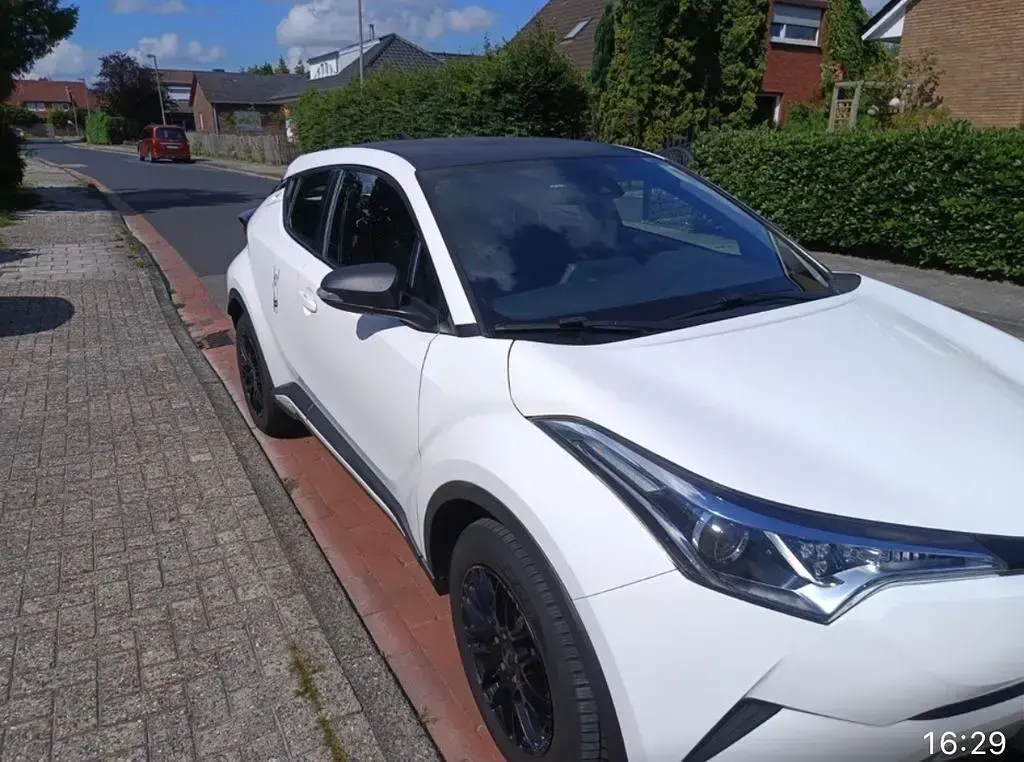 Gebraucht Toyota C-HR 116 PS (85 kW) 2019 Weiß SUV
