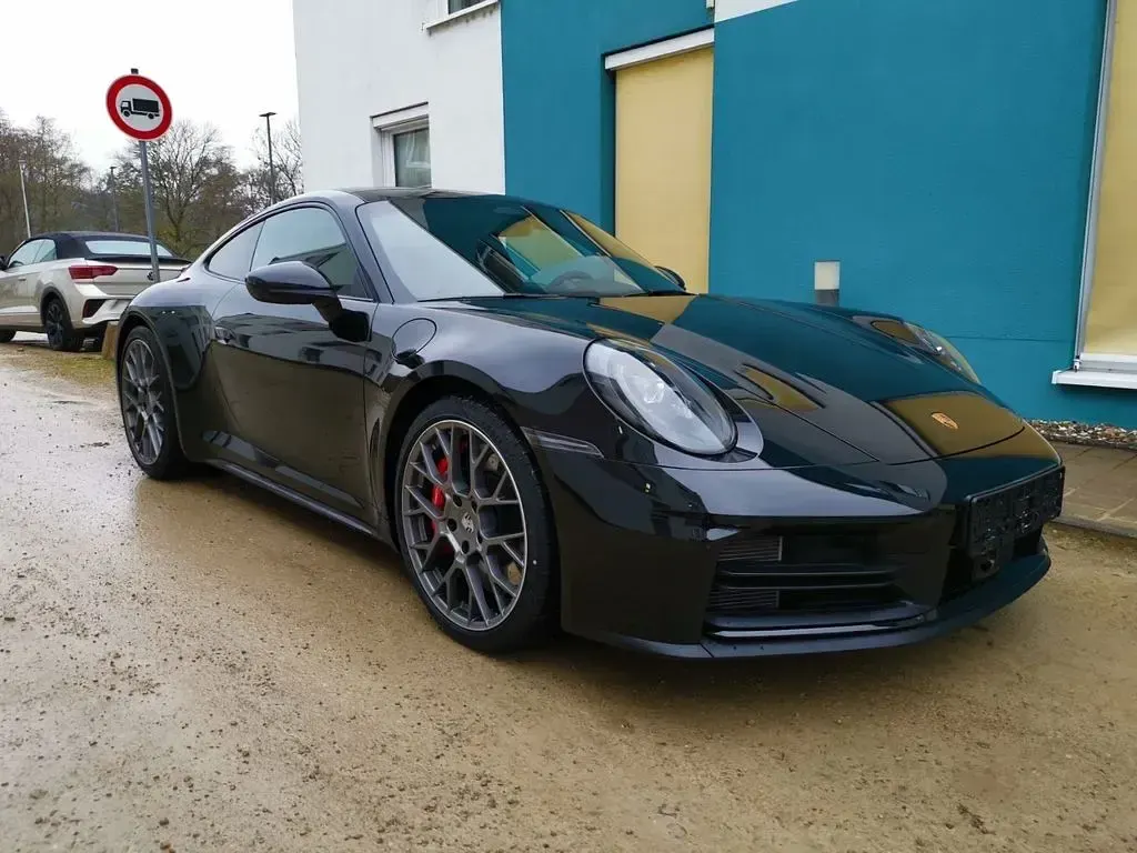 Gebraucht Porsche 911 Carrera 4S 480 PS (353 kW) 2026 Schwarz Coupé