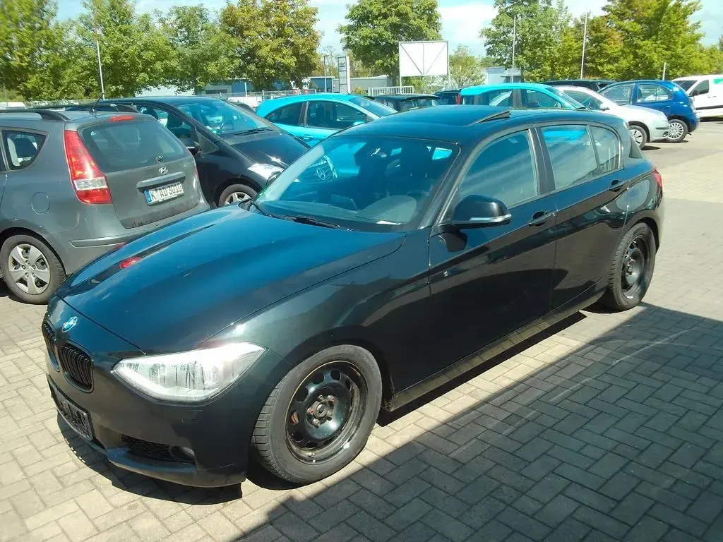 Gebraucht BMW 120 184 PS (135 kW) 2014 Schwarz Kleinwagen