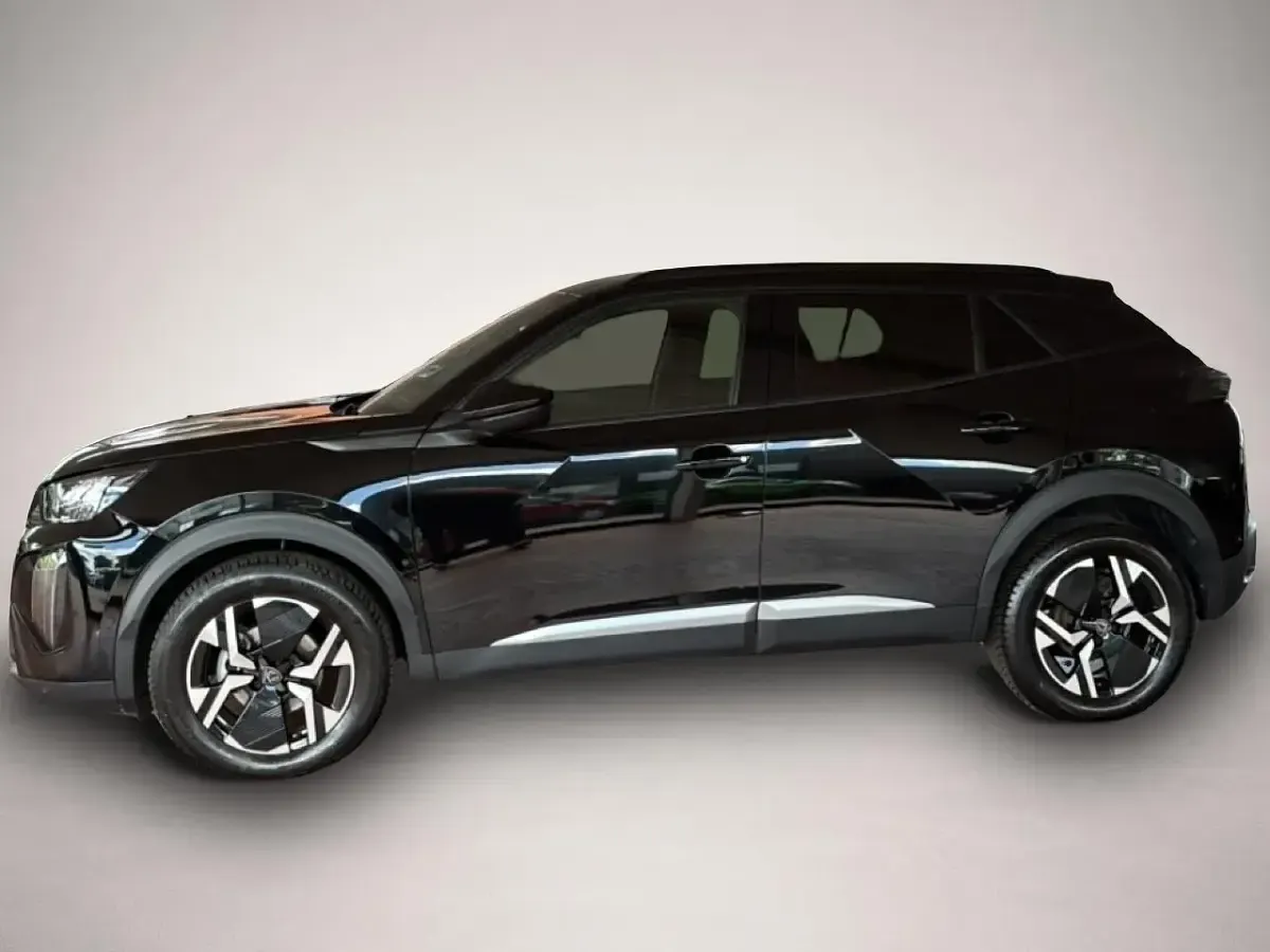 Gebraucht Peugeot 2008 Allure 101 PS (74 kW) 2025 Manufacturer SUV
