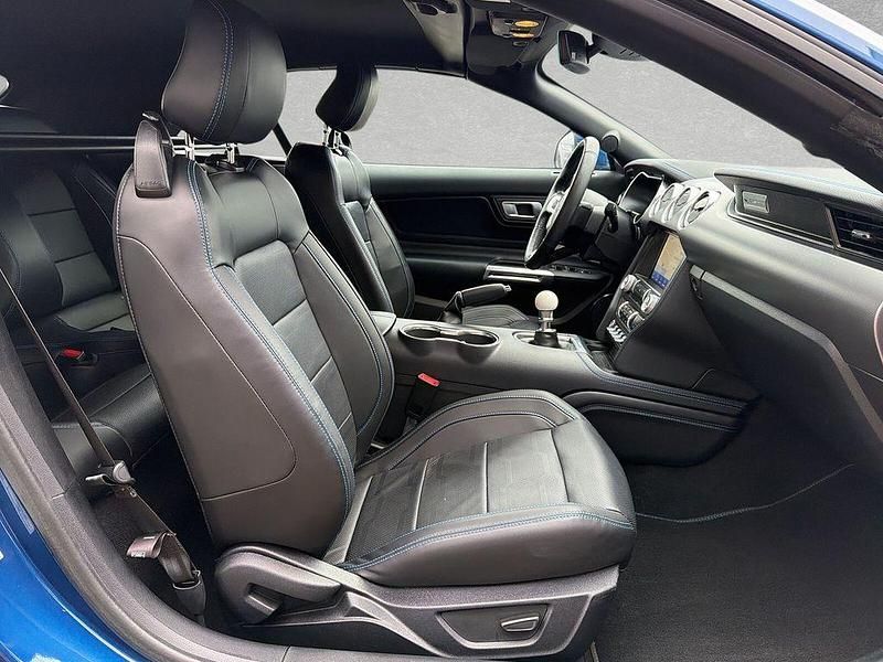 Gebraucht Ford Mustang GT Premium Convertible 449 PS (330 kW) 2023 Blau Cabrio