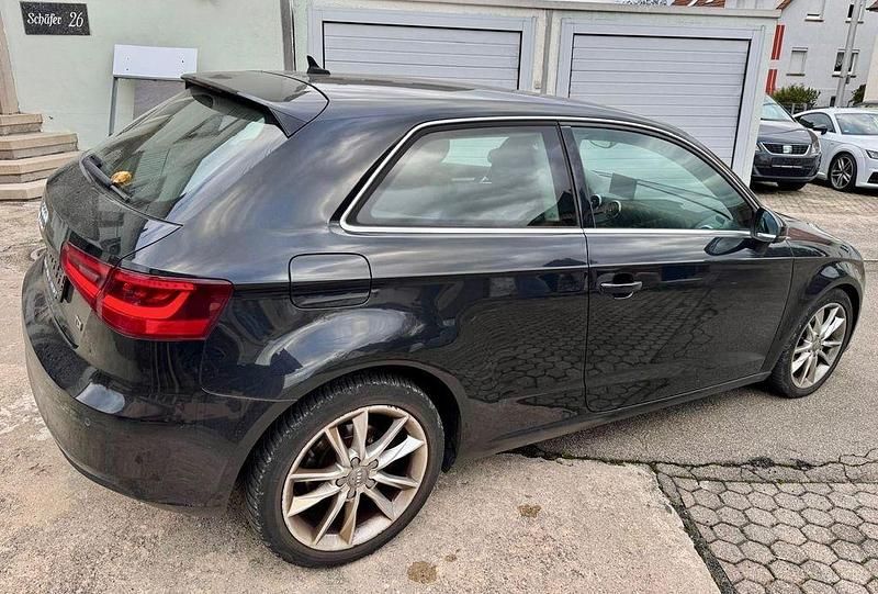 Gebraucht Audi A3 Ambiente 150 PS (110 kW) 2012 Schwarz Kleinwagen
