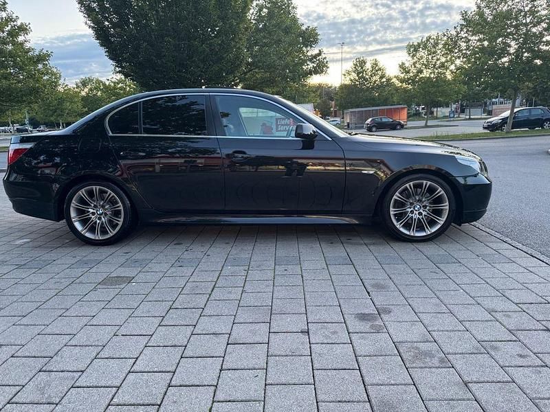 Gebraucht BMW 530 Performance 231 PS (169 kW) 2005 Schwarz Limousine