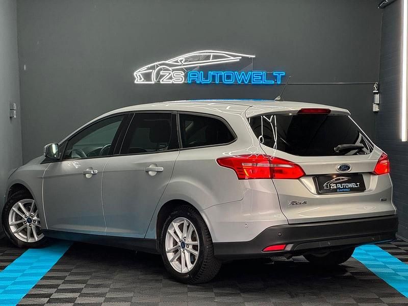 Gebraucht Ford Focus Business Edition 125 PS (91 kW) 2017 Silber Kombi