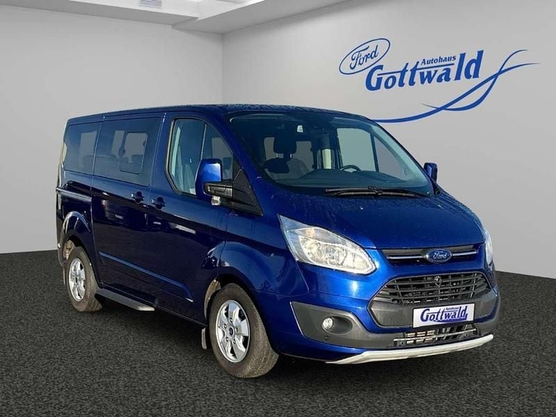 Gebraucht Ford Tourneo Titanium 170 PS (125 kW) 2017 Indicblau metallic Van / Kleinbus
