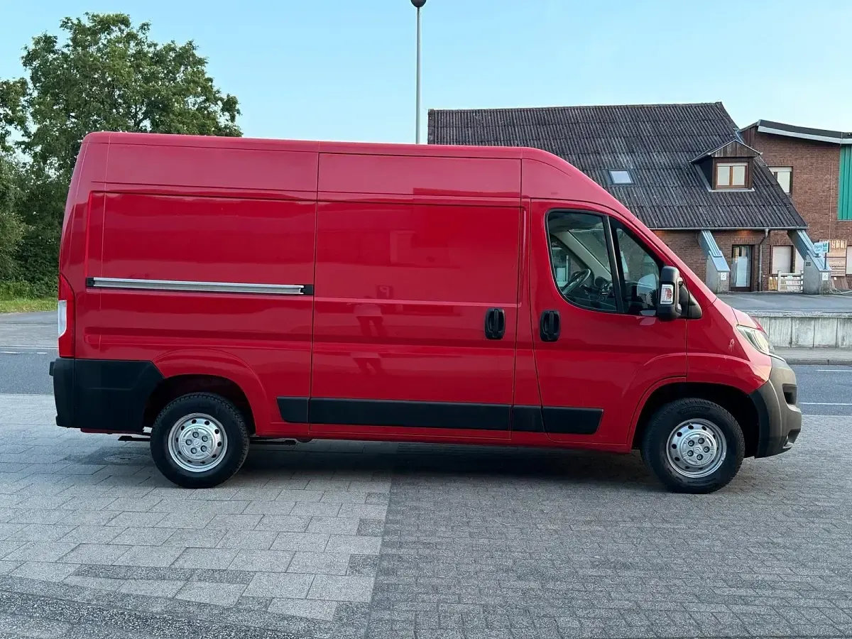 Gebraucht Citroën Jumper 140 PS (102 kW) 2020 Rot Van / Kleinbus