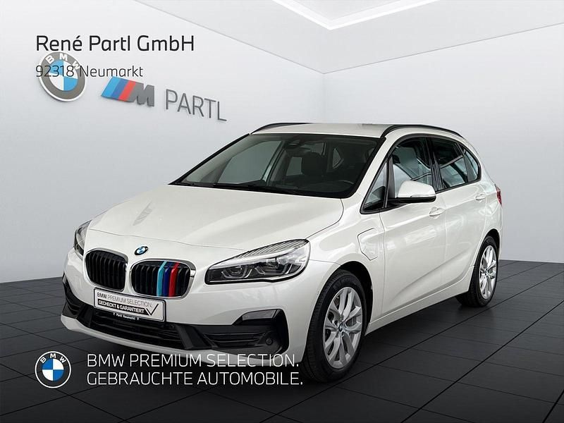 Mineralweiß metallic Gebraucht 2020 BMW 225 Active Tourer Advantage Van / Kleinbus | 17.940 € (Fairer Preis) - Bild 1/4