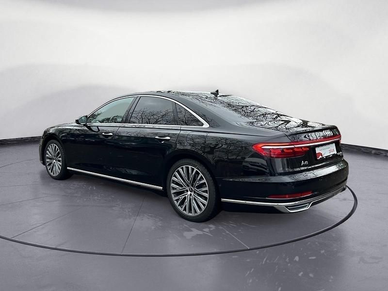 Gebraucht Audi A8 Ambiente 449 PS (330 kW) 2021 Mythosschwarz metallic Limousine