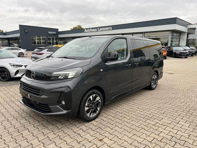 Grau Neu 2025 Opel Zafira Van / Kleinbus | 50.980 € (Teuer) - Bild 1/4