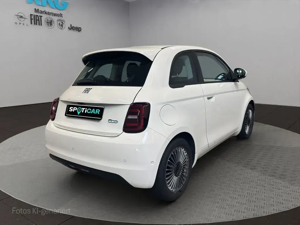 Gebraucht Fiat 500e 86 kW (118 PS) 2023 Weiß Kleinwagen