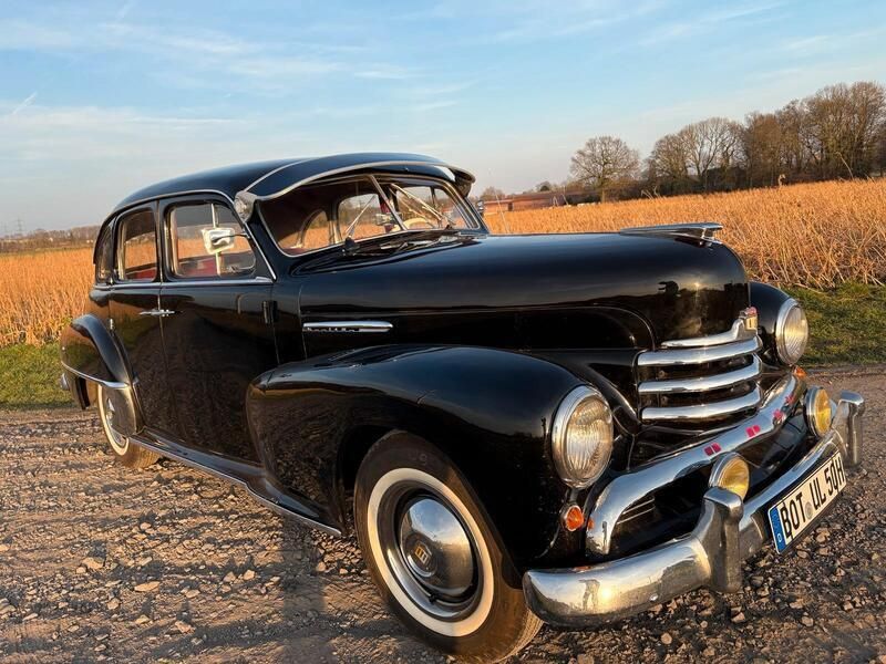 Schwarz Gebraucht 1952 Opel Kapitän Limousine | 25.650 € - Bild 1/4