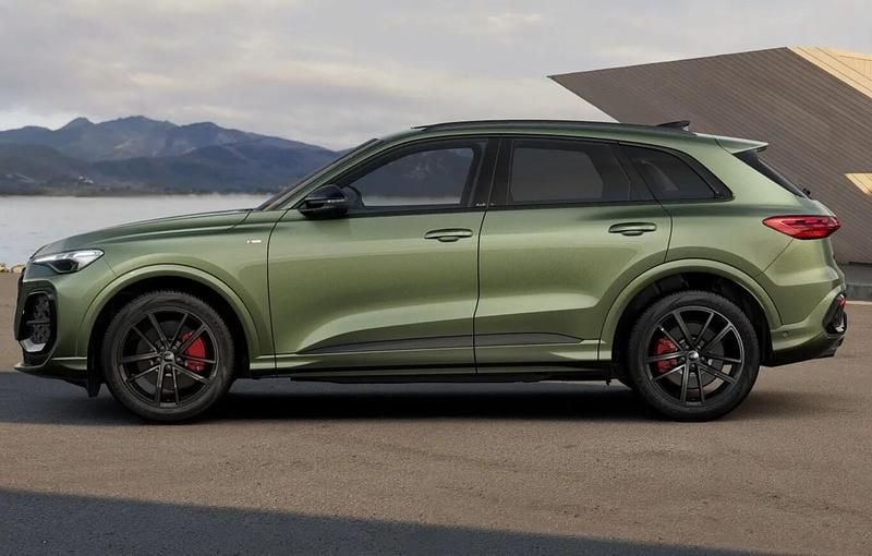 Neu Audi Q5 S-Line 299 PS (219 kW) 2026 Distriktgrün metallic SUV