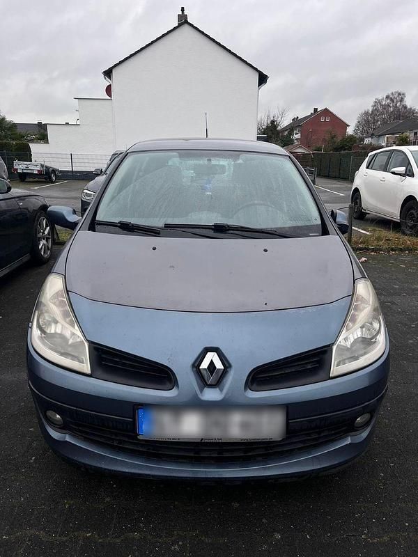 Blau Gebraucht 2006 Renault Clio II Authentique Limousine | 899 € (Guter Preis) - Bild 1/4