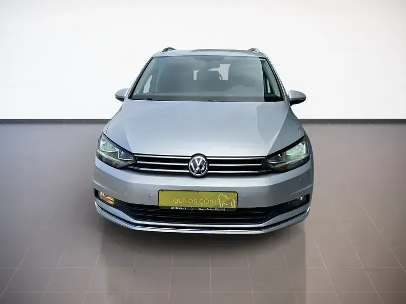 Używany VW Touran Join 150 KM (110 kW) 2018 Srebrny Minivan