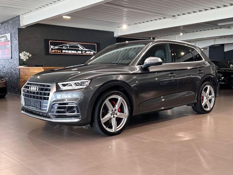 Grau Gebraucht 2018 Audi SQ5 Sport SUV | 38.990 € (Fairer Preis) - Bild 1/4