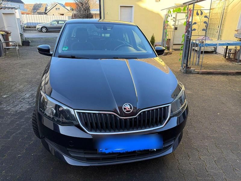 Gebraucht Skoda Fabia 60 PS (44 kW) 2016 Schwarz Kleinwagen