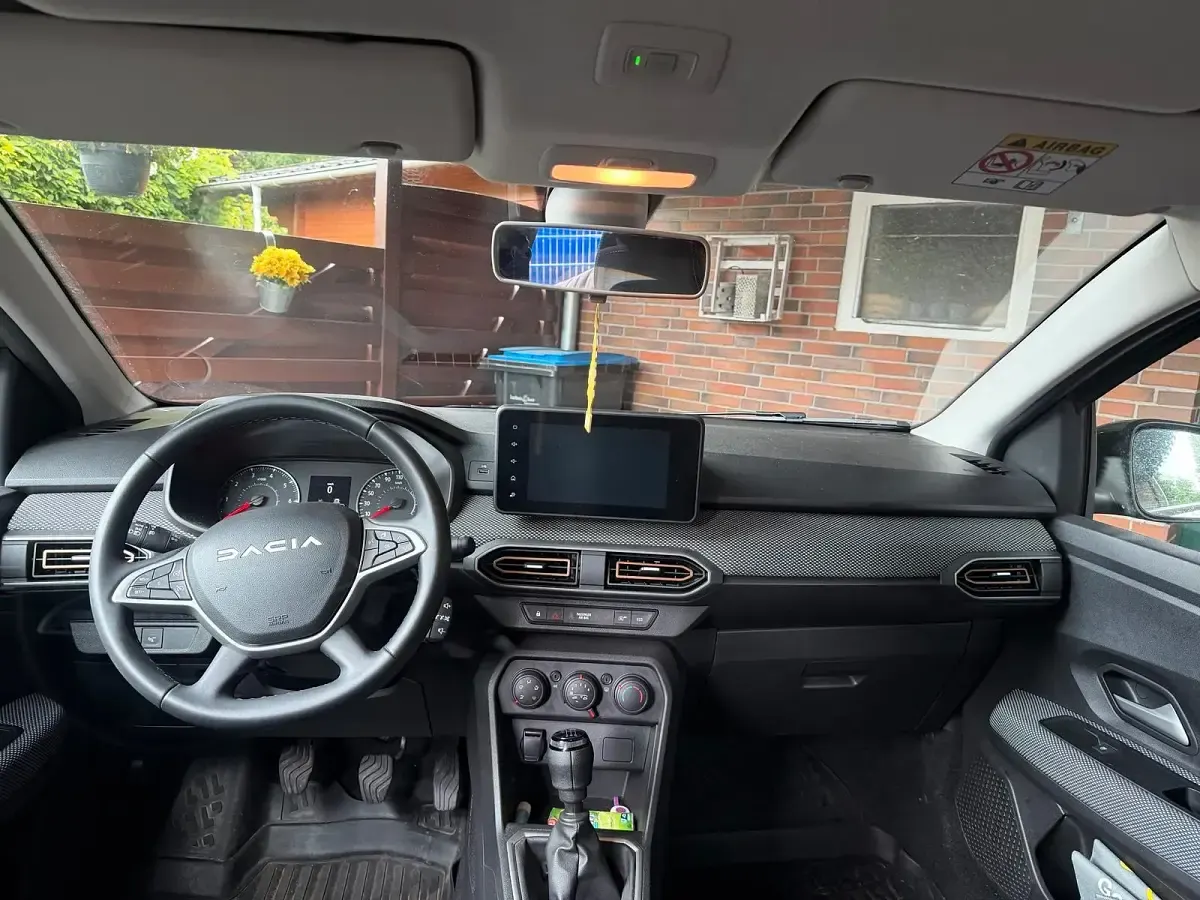 Gebraucht Dacia Sandero Stepway 90 PS (66 kW) 2024 Grün Kleinwagen