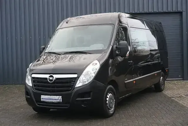 Gebraucht Opel Movano 150 PS (110 kW) 2013 Schwarz Van