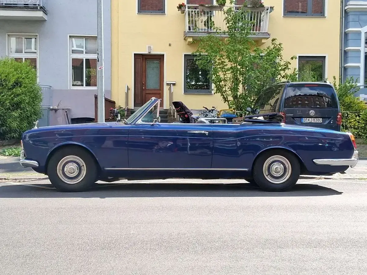 Gebraucht Rolls Royce Corniche 200 PS (147 kW) 1970 Blau Cabrio
