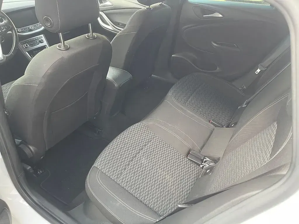 Gebraucht Opel Astra 150 PS (110 kW) 2019 Weiß Kombi