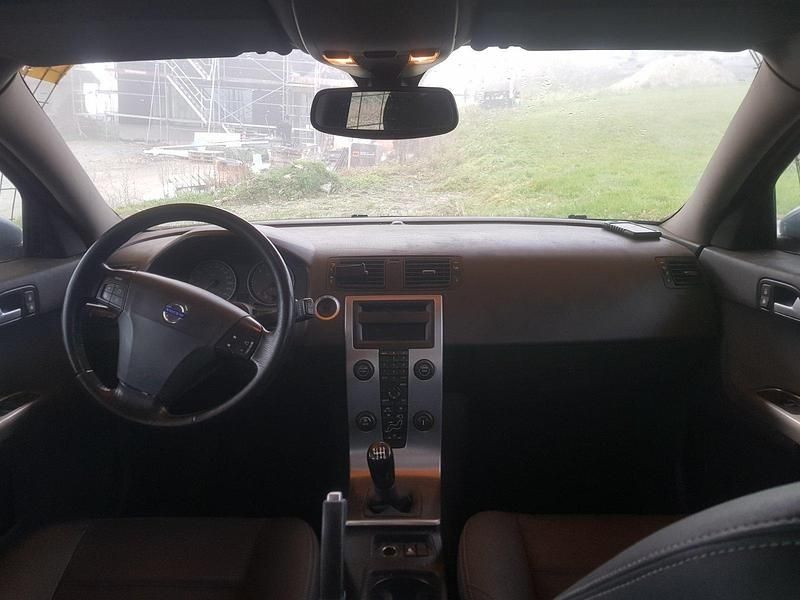 Gebraucht Volvo V50 136 PS (100 kW) 2004 Schwarz Kombi