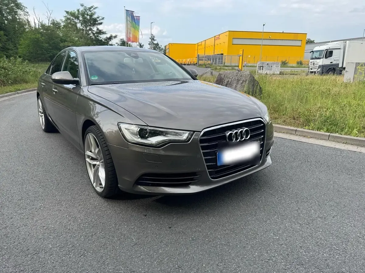 Gebraucht Audi A6 204 PS (150 kW) 2012 Grau Limousine