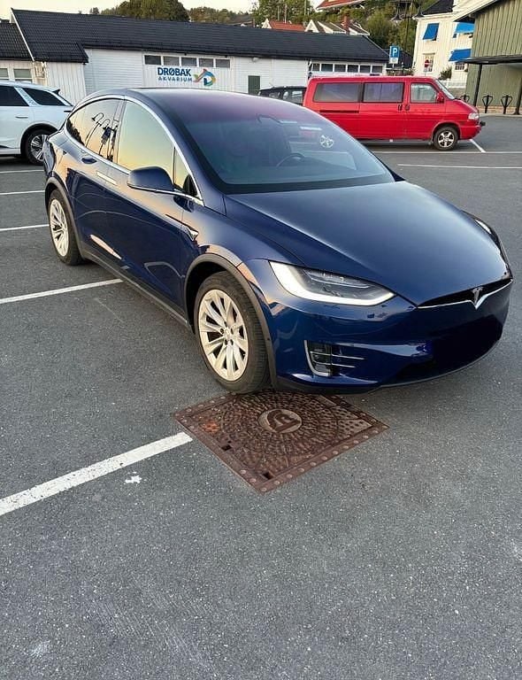 Gebraucht Tesla Model X 244 kW (332 PS) 2018 Blau SUV