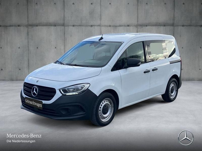 Gebraucht Mercedes Citan 110 Progressive 102 PS (75 kW) 2023 Weiß Van / Kleinbus