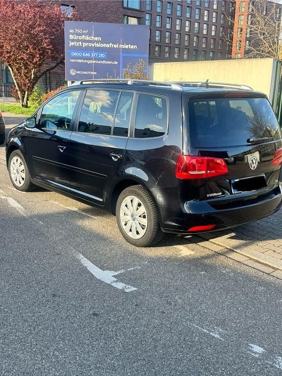 Gebraucht VW Touran Comfortline 140 PS (102 kW) 2011 Schwarz Van / Kleinbus