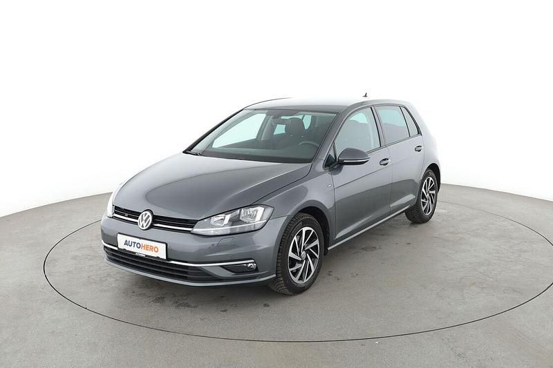 Grau Gebraucht 2018 VW Golf VII Join Limousine | 16.260 € (Fairer Preis) - Bild 1/3
