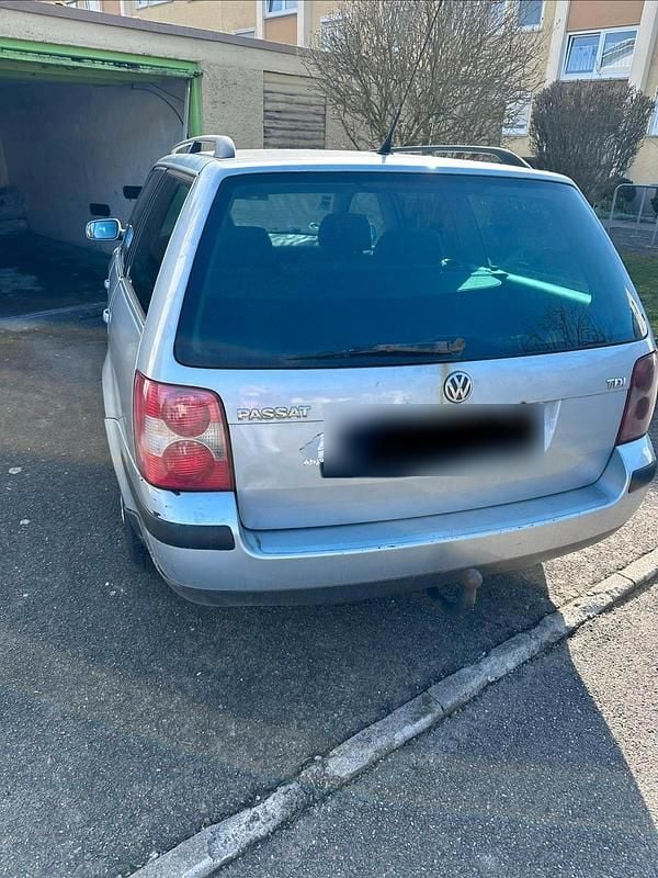 Gebraucht VW Passat 130 PS (95 kW) 2002 Grau Kombi