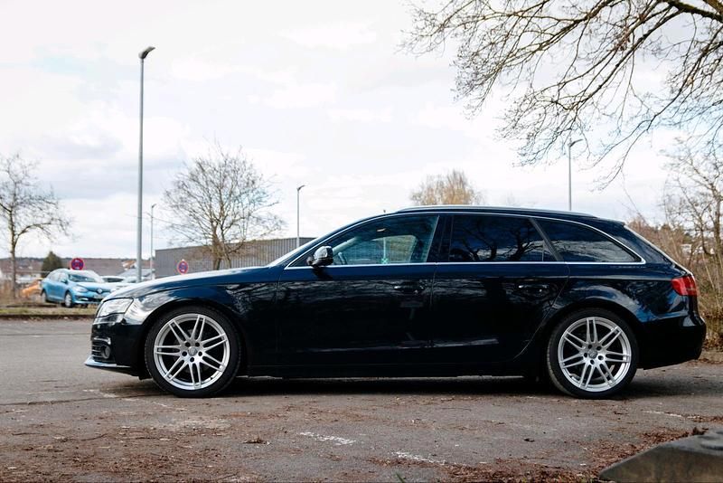 Gebraucht Audi A4 S-Line 160 PS (117 kW) 2011 Schwarz Kombi