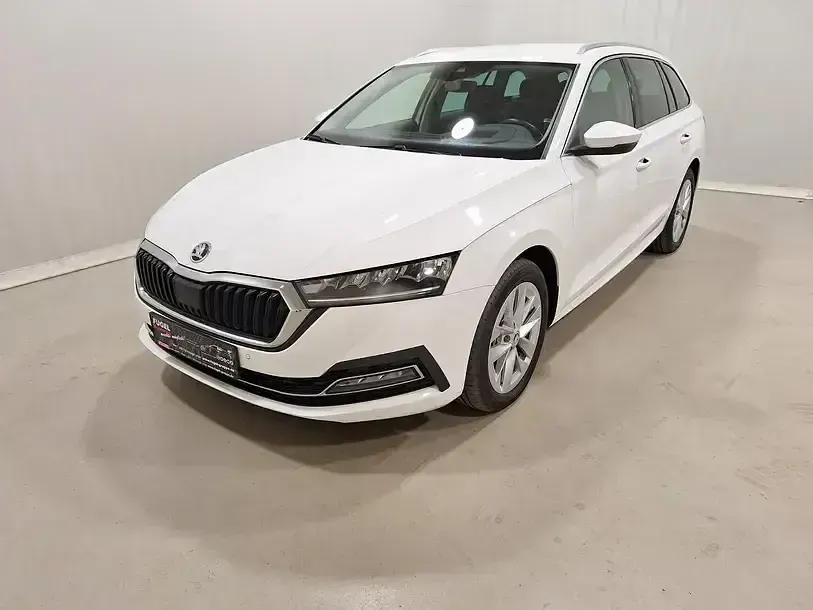 Gebraucht Skoda Octavia Style 116 PS (85 kW) 2023 Candyweiss Kombi