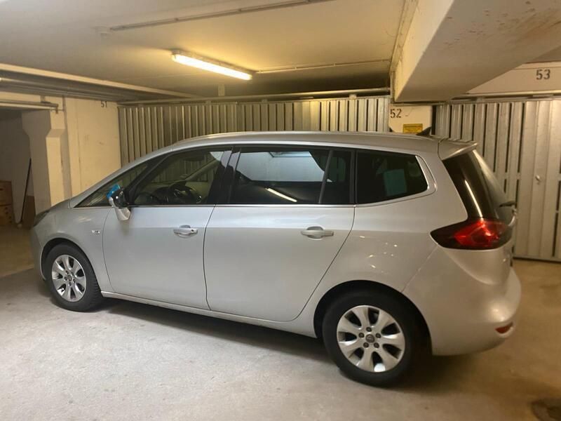 Silber Gebraucht 2013 Opel Zafira Tourer Van / Kleinbus | 9.000 € (Fairer Preis) - Bild 1/4