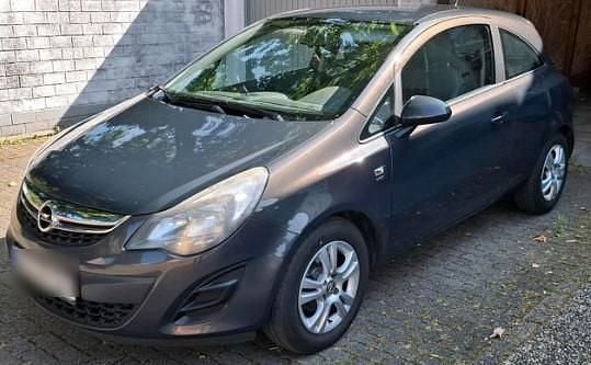 Grau Gebraucht 2014 Opel Corsa Energy Limousine | 2.400 € (Guter Preis) - Bild 1/4