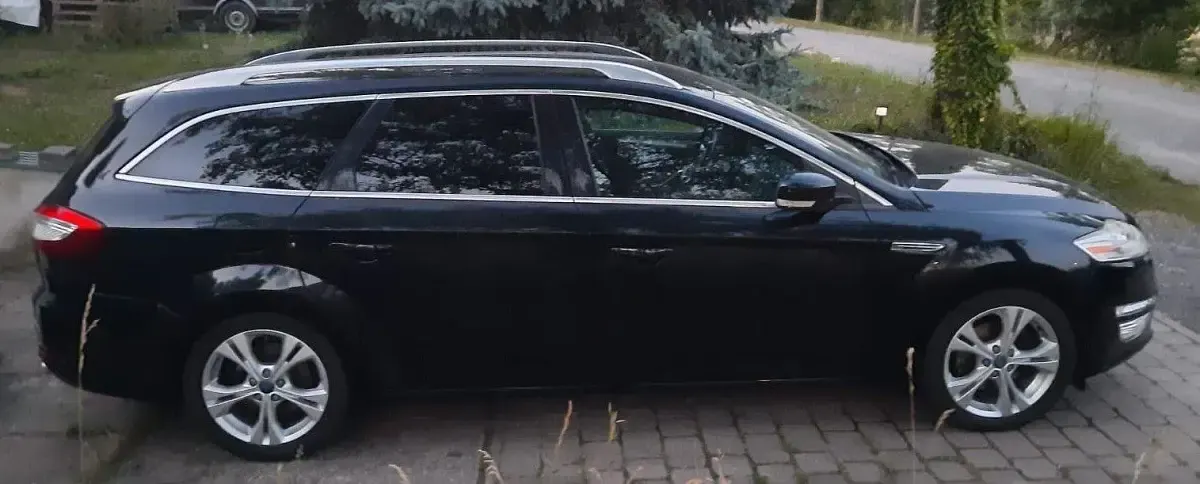 Gebraucht Ford Mondeo Titanium 200 PS (147 kW) 2011 Schwarz Kombi