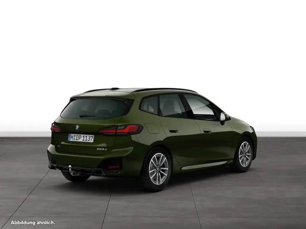 Gebraucht BMW 223 Active Tourer M Sport 197 PS (144 kW) 2025 Grün Van / Kleinbus