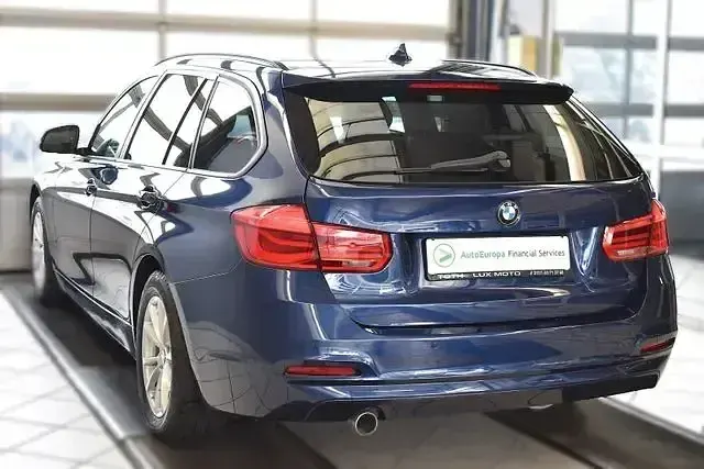 Gebraucht BMW 318 Advantage 150 PS (110 kW) 2020 Blau Kombi
