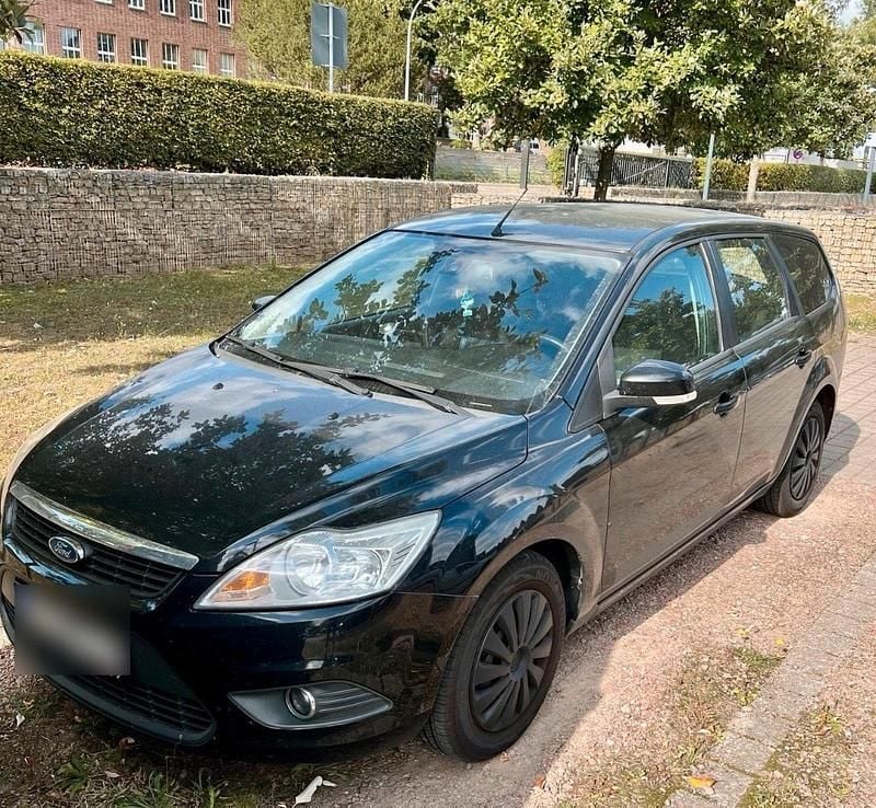 Second-hand Ford Focus 125 CP (91 kW) 2010 Negru Break