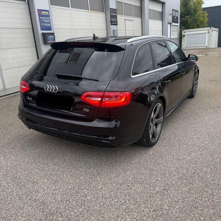 Gebraucht Audi A4 Ambition 190 PS (139 kW) 2015 Schwarz Kombi