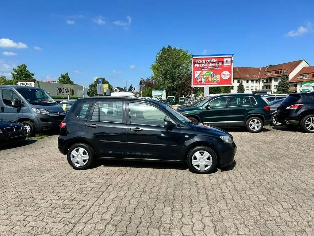 Gebraucht Mazda 2 Comfort 75 PS (55 kW) 2003 Schwarz Kleinwagen