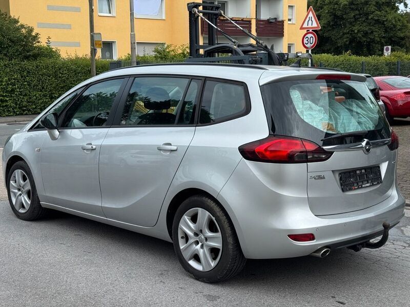 Gebraucht Opel Zafira Tourer Edition 131 PS (96 kW) 2015 Silber Van / Kleinbus