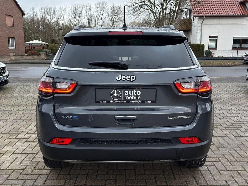 Gebraucht Jeep Compass 131 PS (96 kW) 2022 Grau SUV